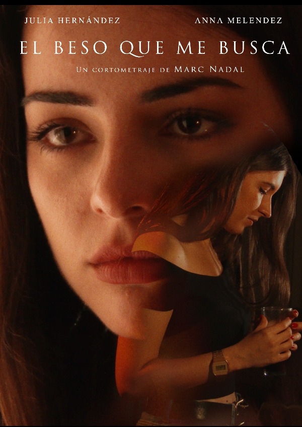 El beso que me busca cortometraje lesbico Marc Nadal Julia Hernandez